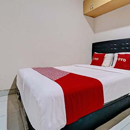 Oyo 92772 Losmen Diah Syariah Langsa Exterior foto